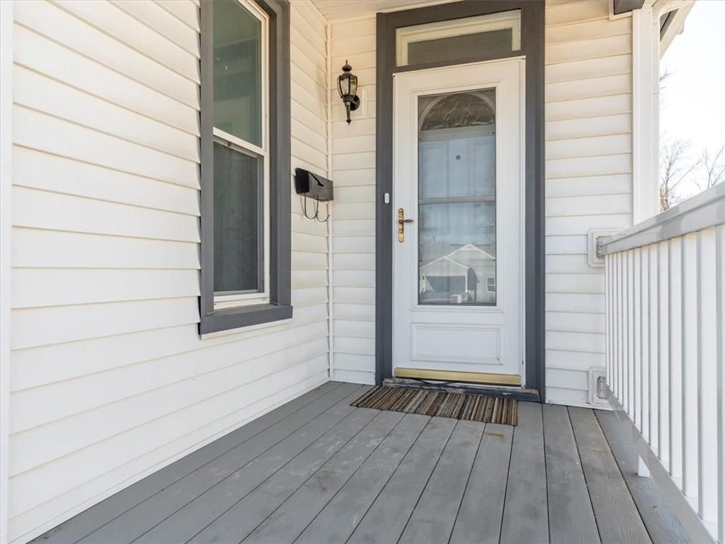 2718 Mitchell Avenue — photo 4