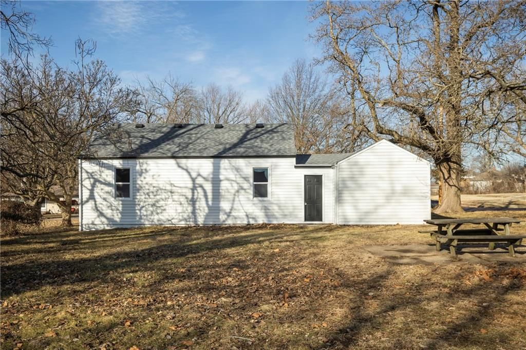 901 Marshall Avenue — photo 18