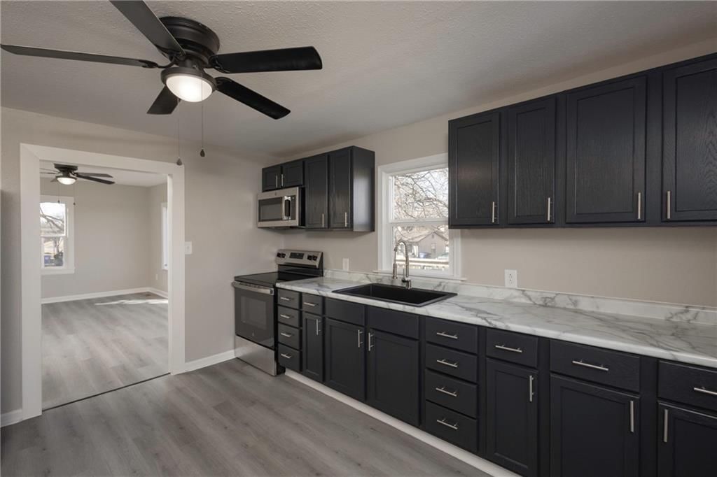 901 Marshall Avenue — photo 9