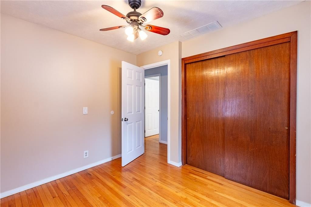 1300 Fair Lane — photo 20