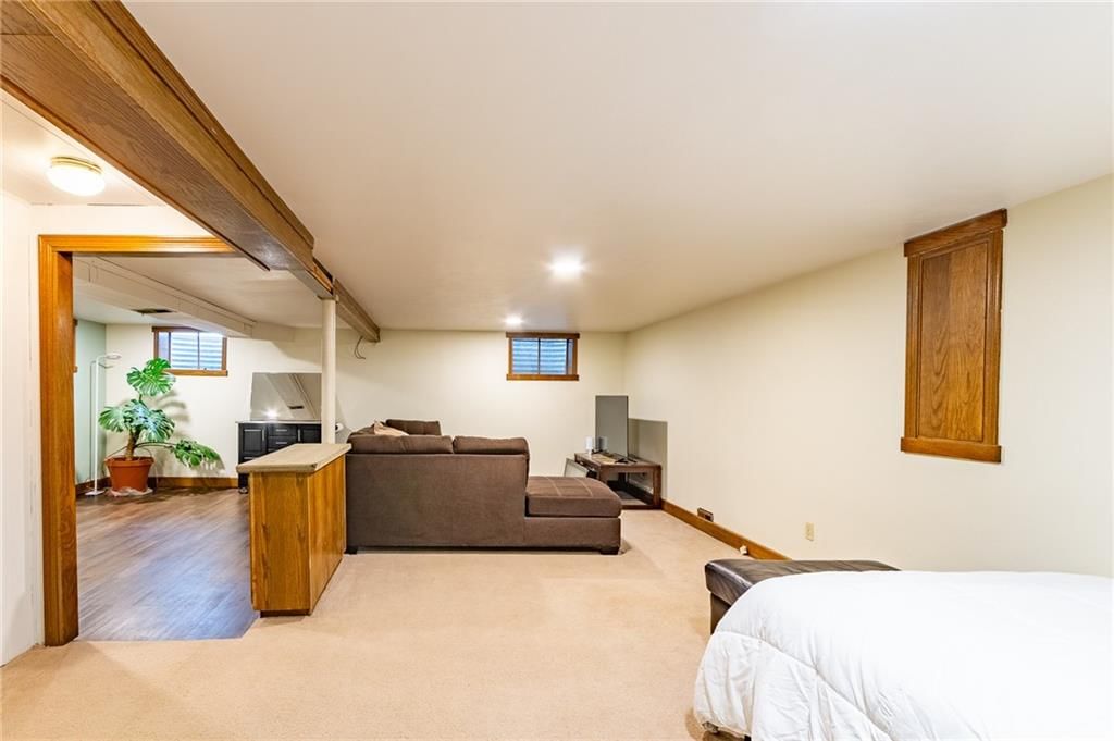 1300 Fair Lane — photo 31