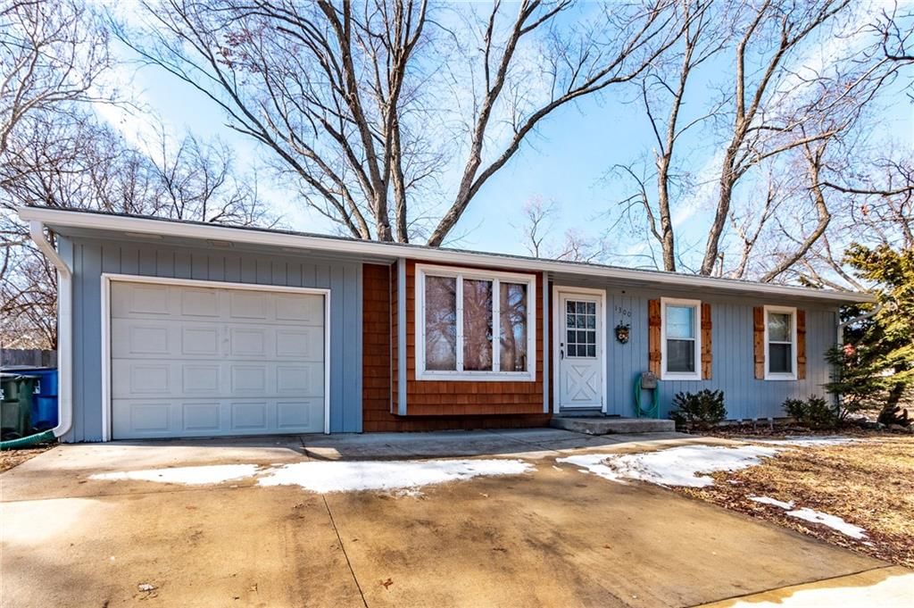 1300 Fair Lane — photo 39