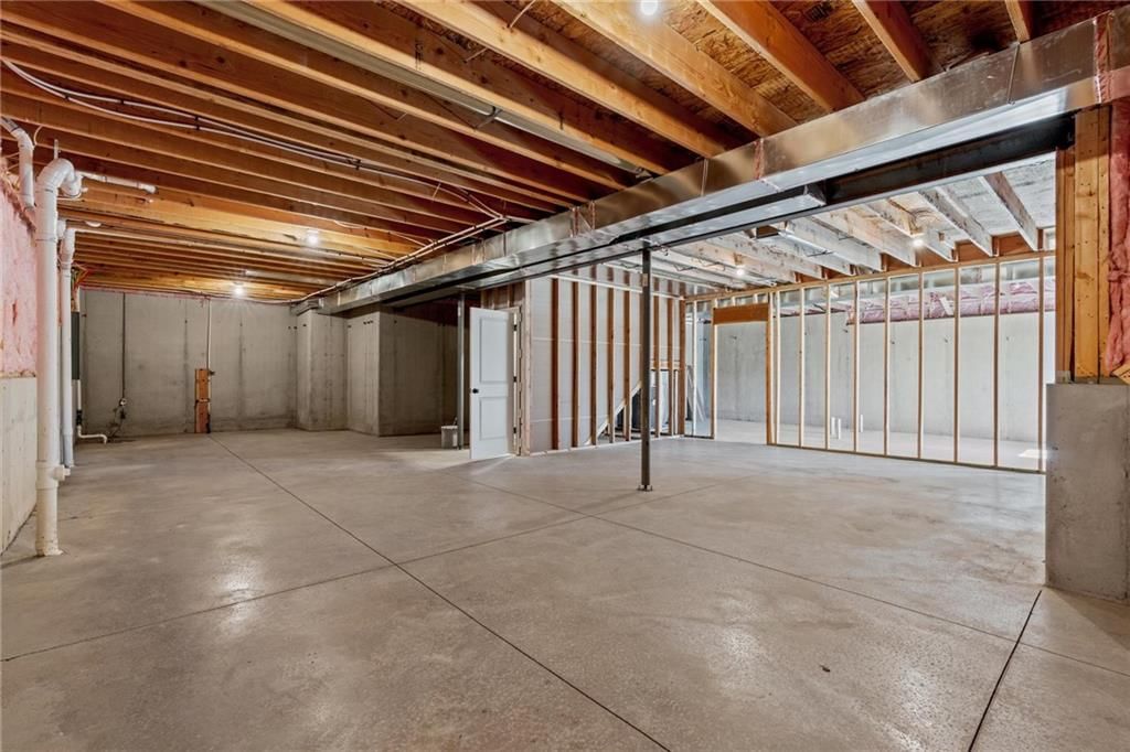 2407 Merlot Place — photo 32