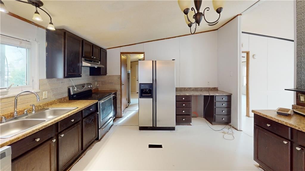 383 E Fourth Street — photo 5