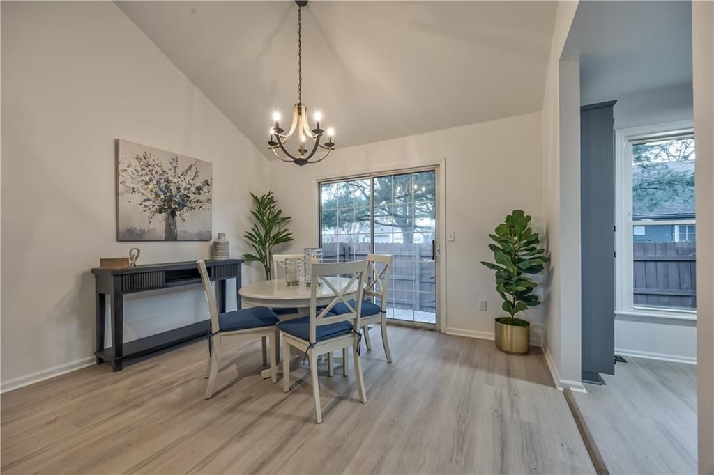 7235 Mastin Street — photo 10