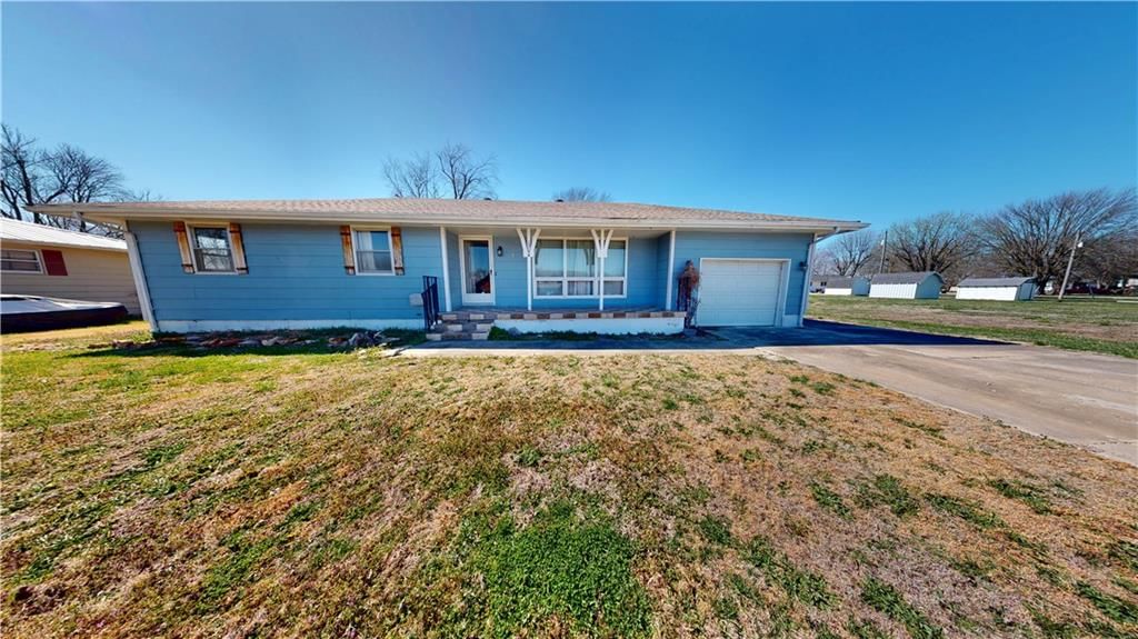 1704 Van Drive — photo 2