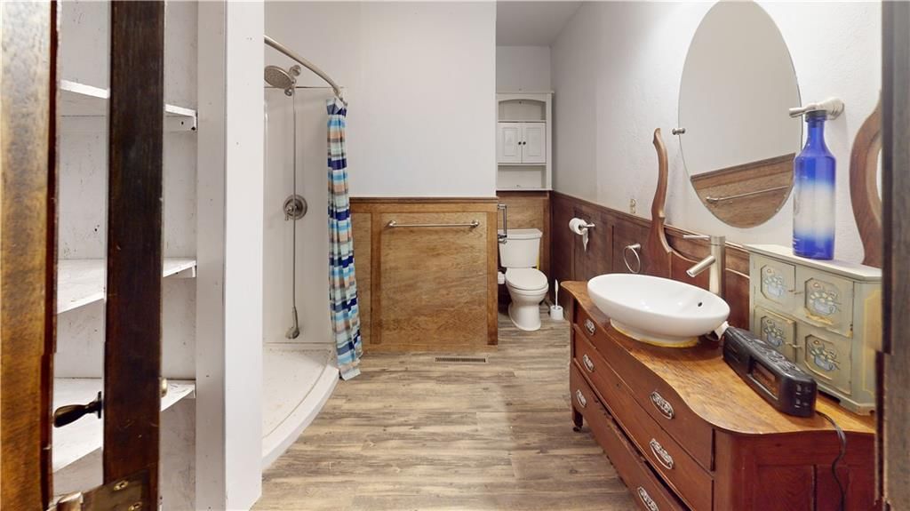 1704 Van Drive — photo 8