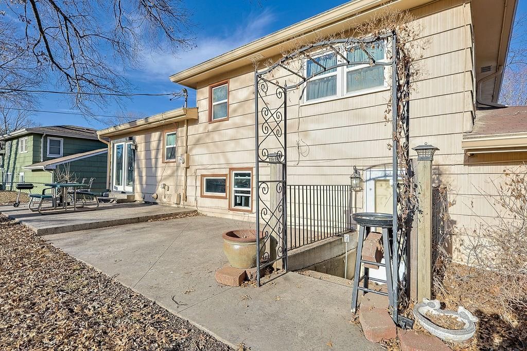 7308 Melrose Lane — photo 34