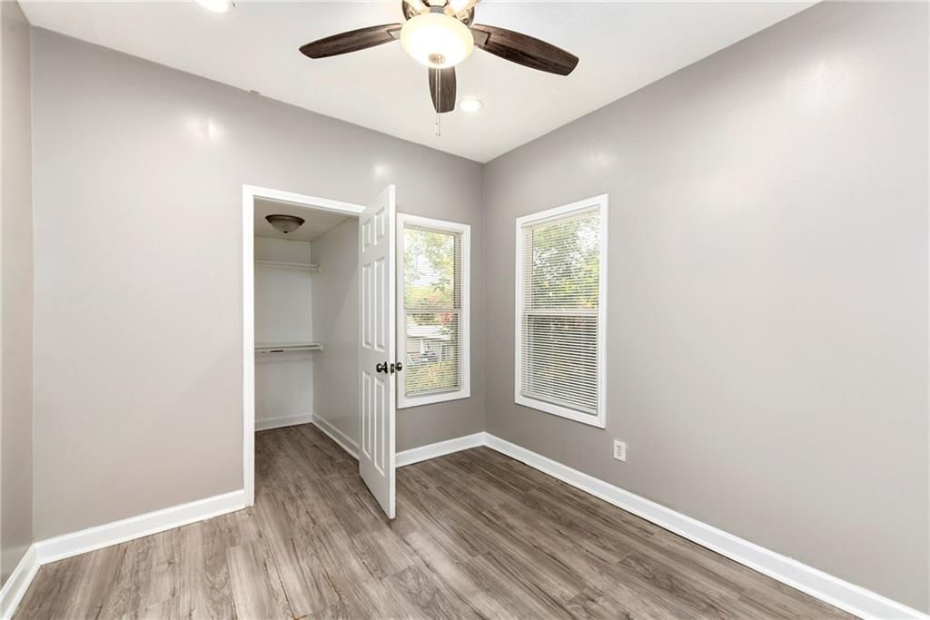2908 E 21st Street — photo 13