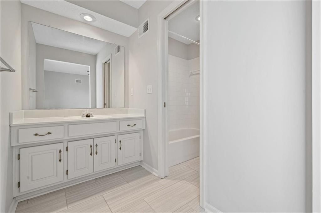 11310 W 142nd Terrace — photo 18