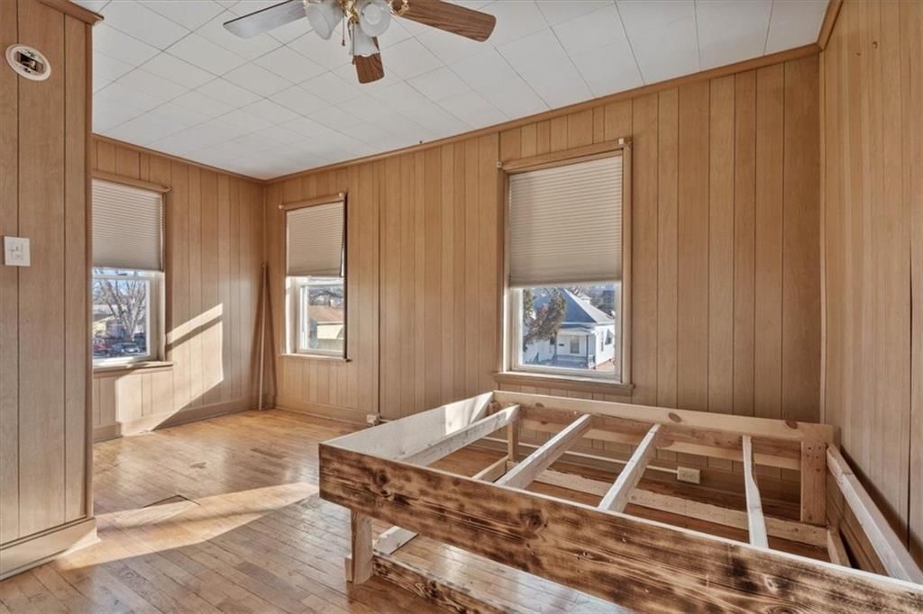 6032 Gordon Avenue — photo 11