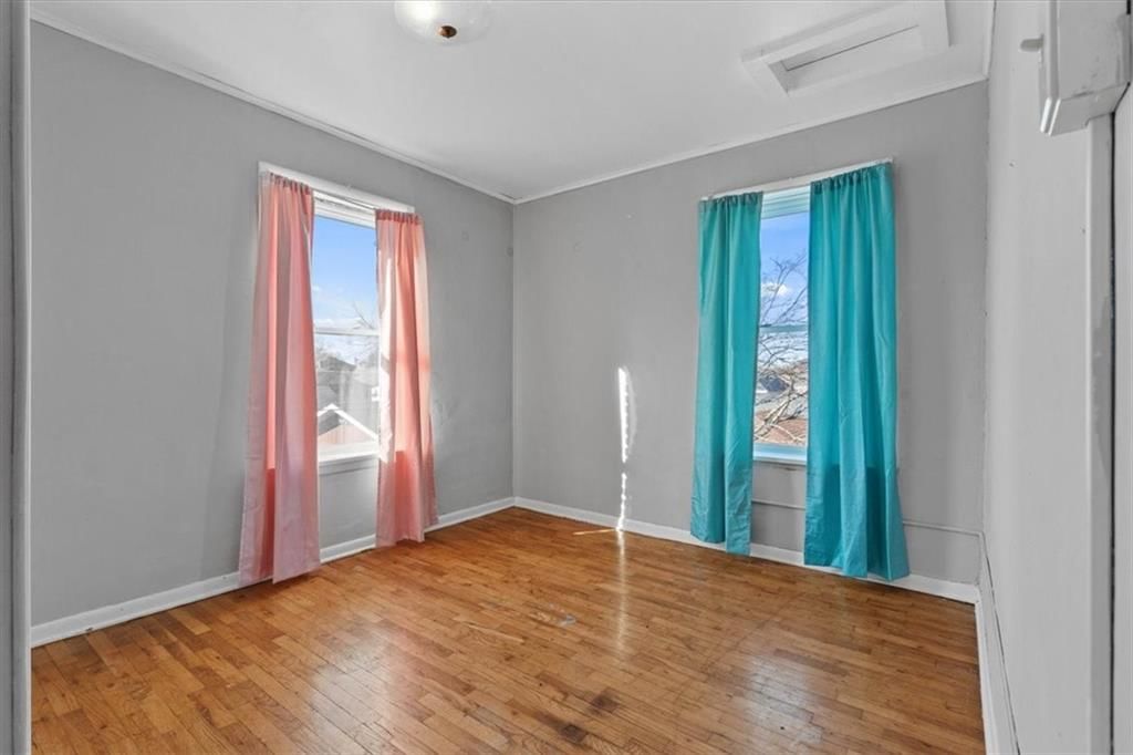 6032 Gordon Avenue — photo 13