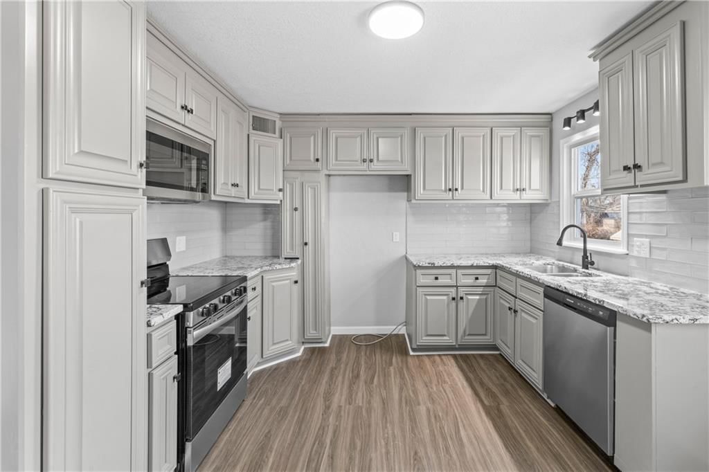 11310 W 69th Street — photo 14