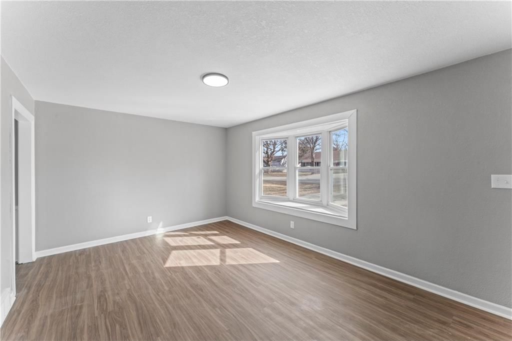 11310 W 69th Street — photo 7