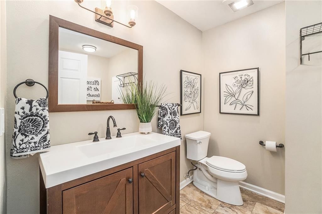2236 Hebbeln Drive — photo 16