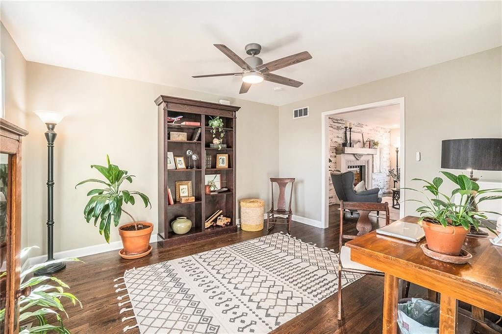 2236 Hebbeln Drive — photo 18