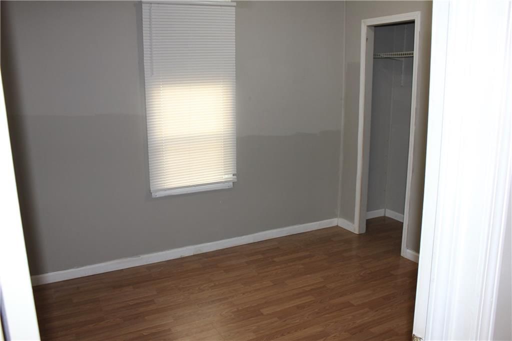 302 N Oakley Avenue — photo 6