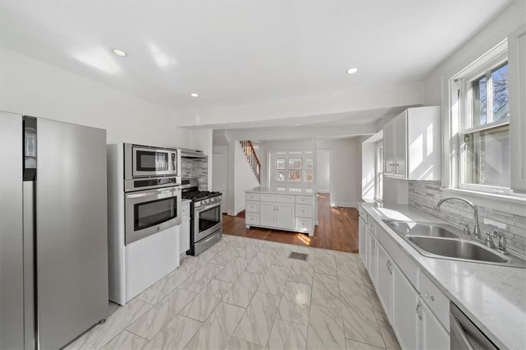 9409 E 16th Street — photo 5