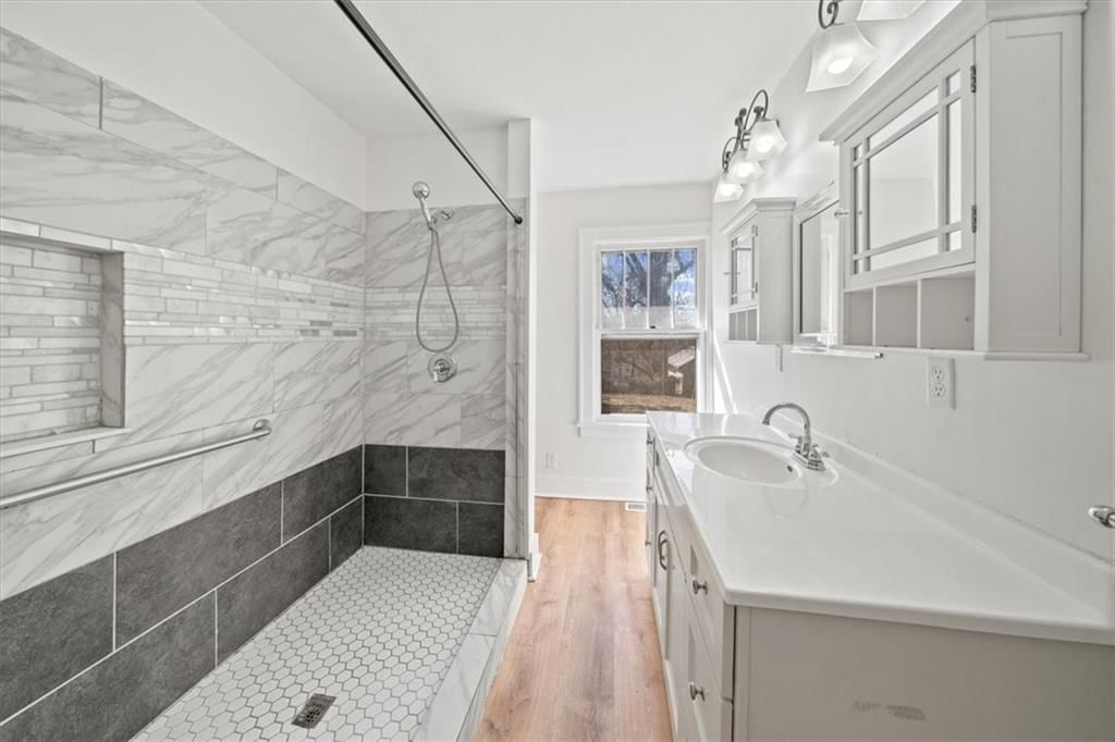9409 E 16th Street — photo 10