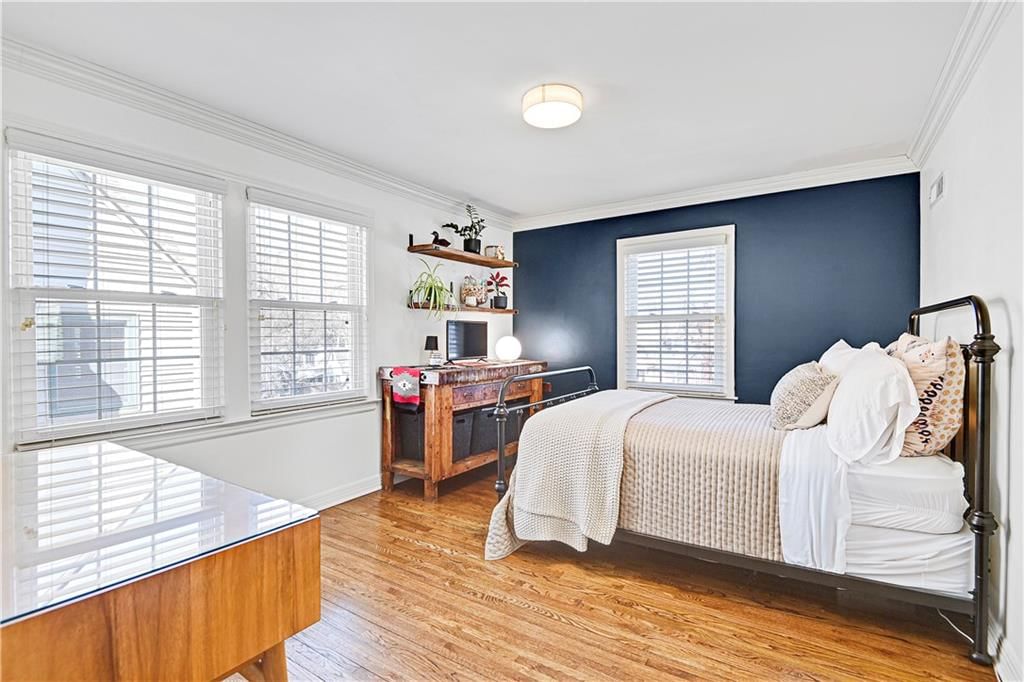 405 E 65th Terrace — photo 14