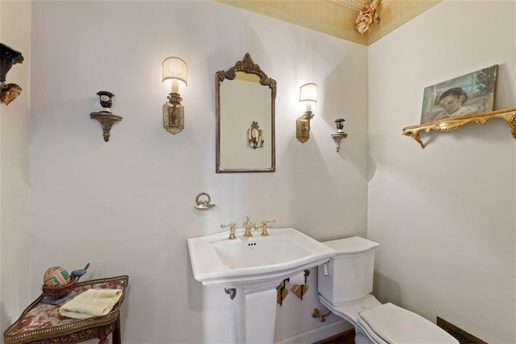 6235 Mission Drive — photo 9