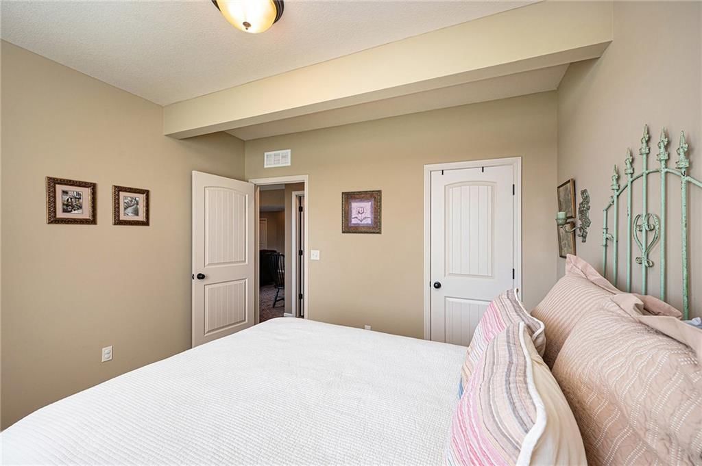 9715 Carbondale Street — photo 24