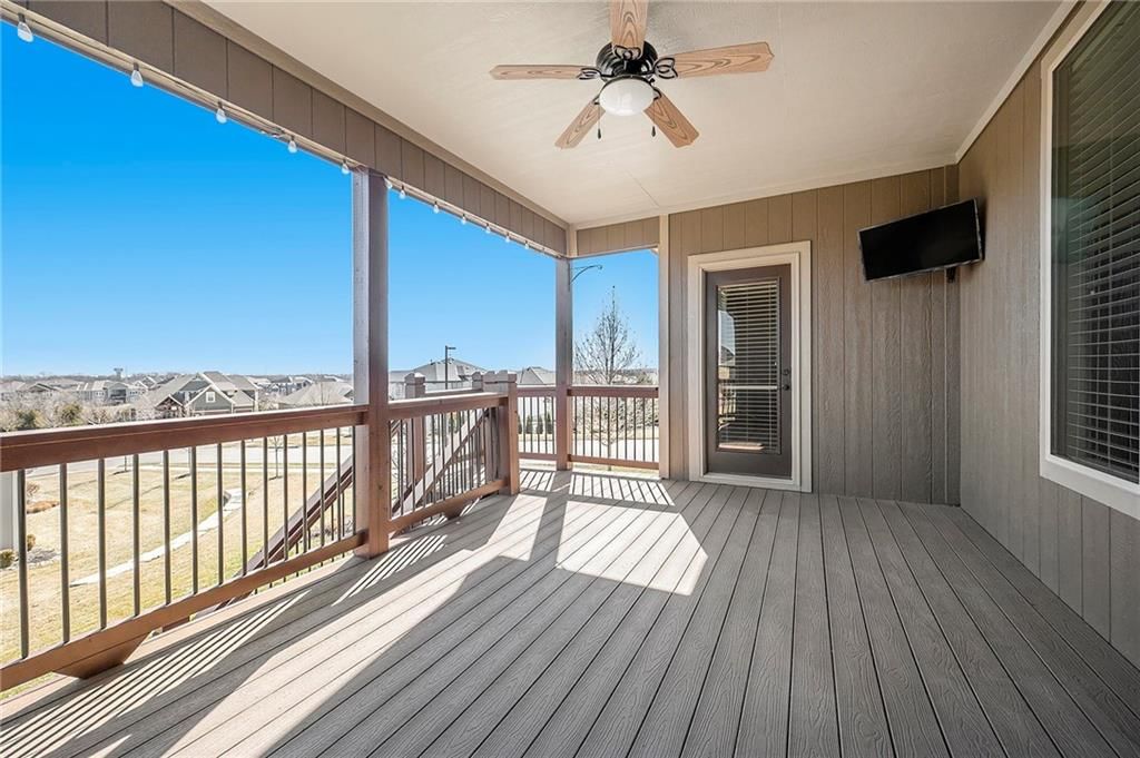 9715 Carbondale Street — photo 30