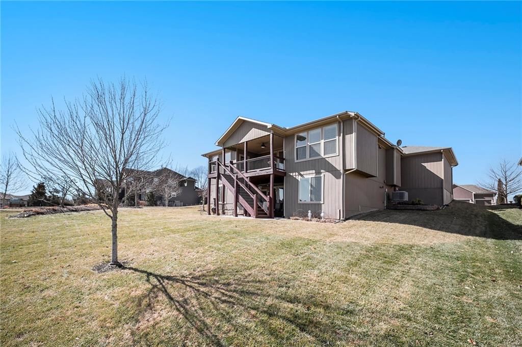 9715 Carbondale Street — photo 35