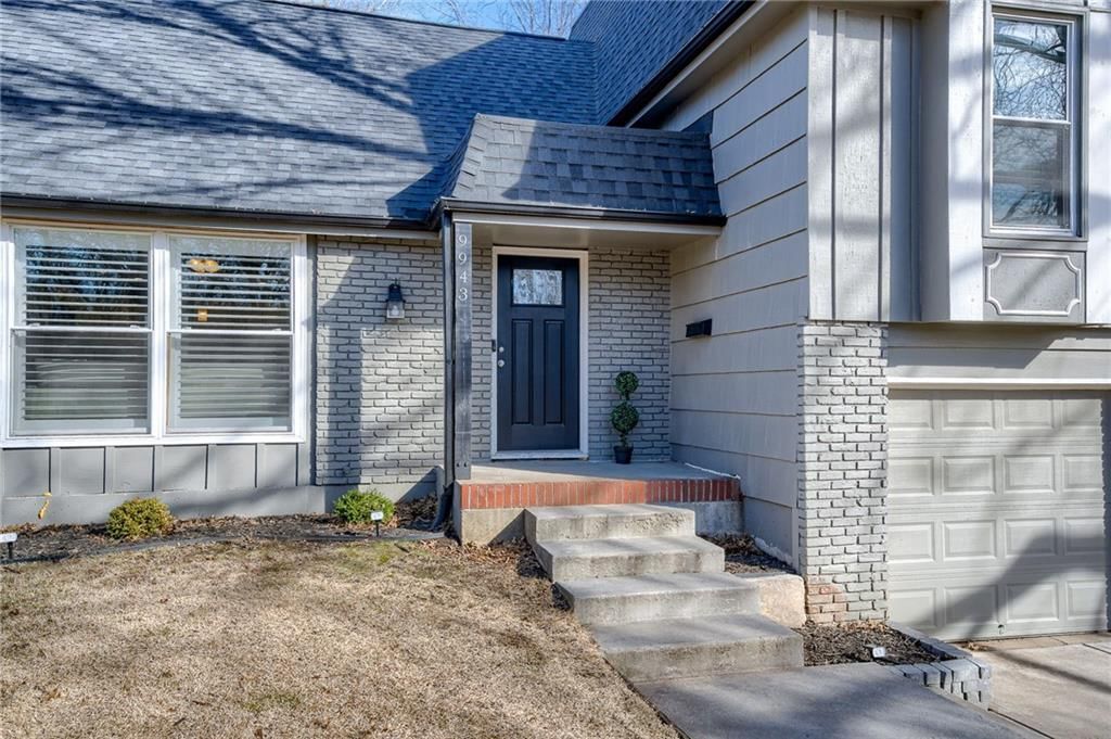9943 Melrose Drive — photo 2