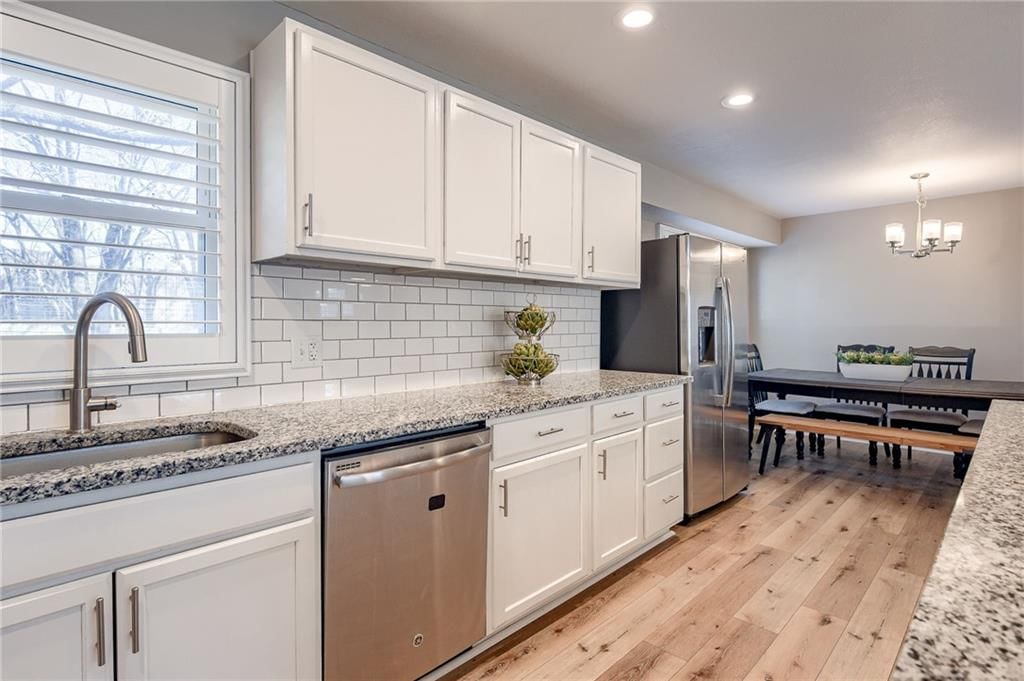 9943 Melrose Drive — photo 13