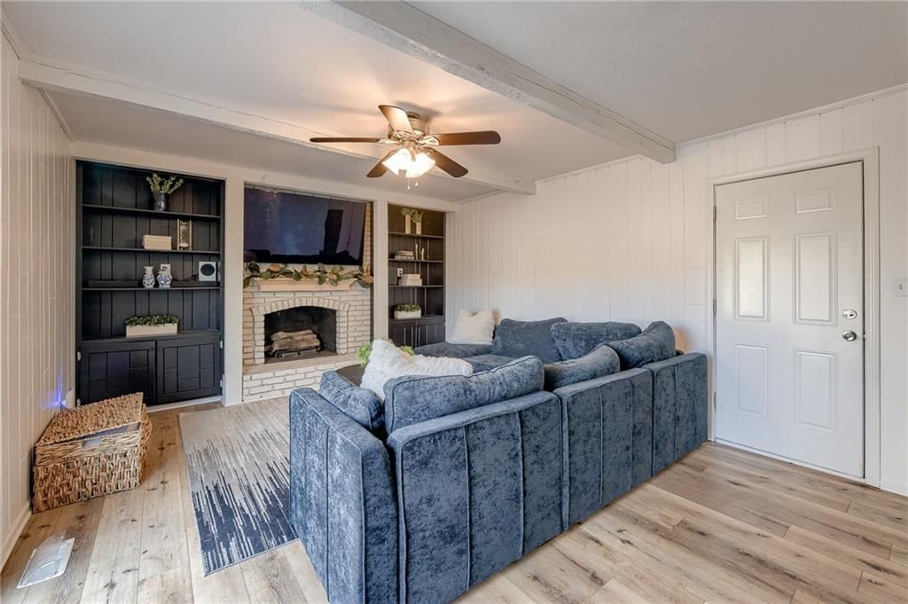 9943 Melrose Drive — photo 23