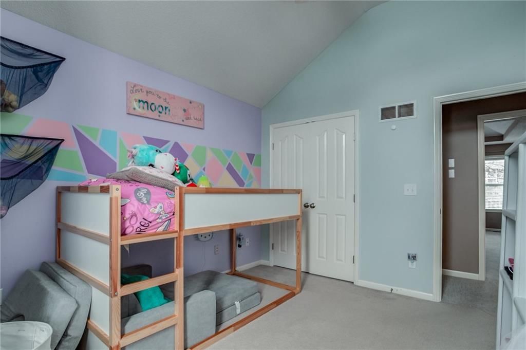 8804 N Chatham Avenue — photo 15