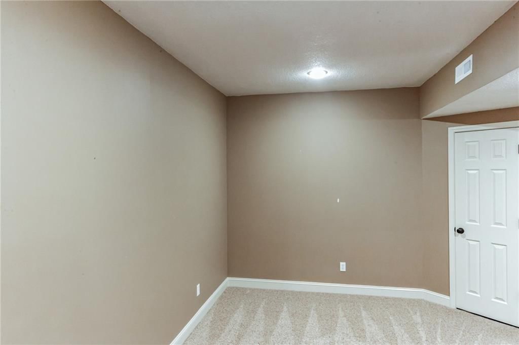 8611 NE 99th Terrace — photo 35