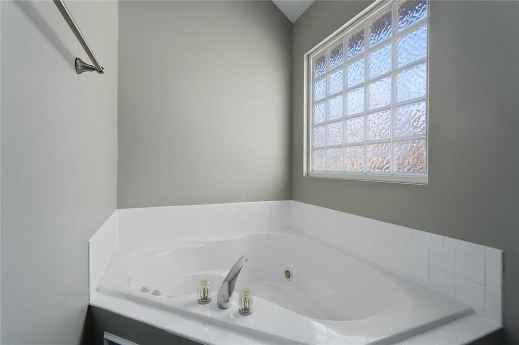 10909 N Hunter Avenue — photo 17
