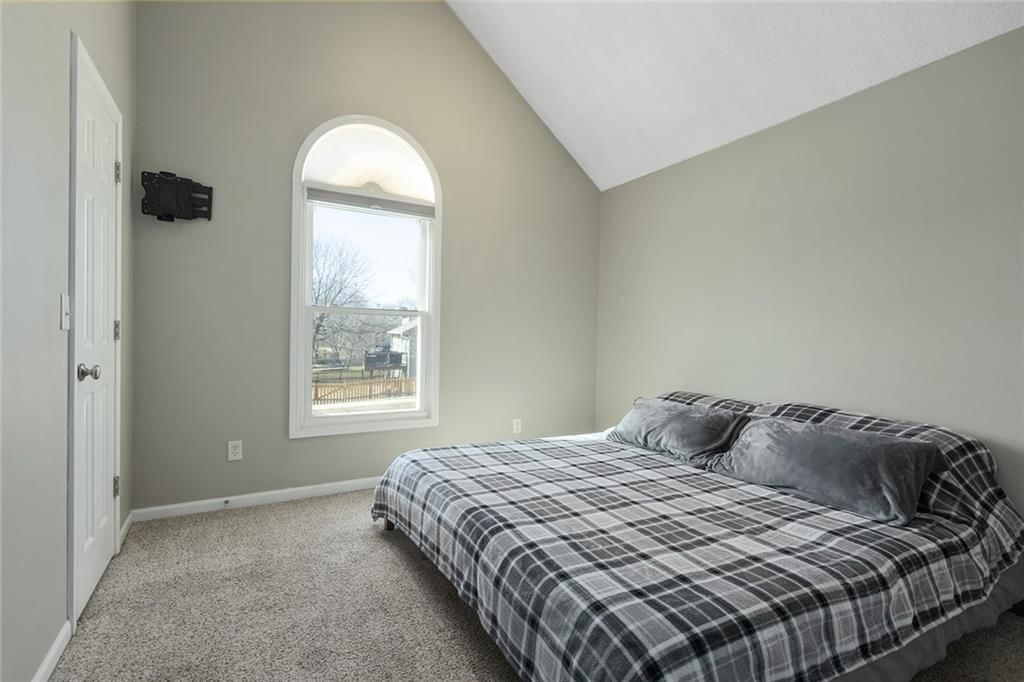 10909 N Hunter Avenue — photo 25