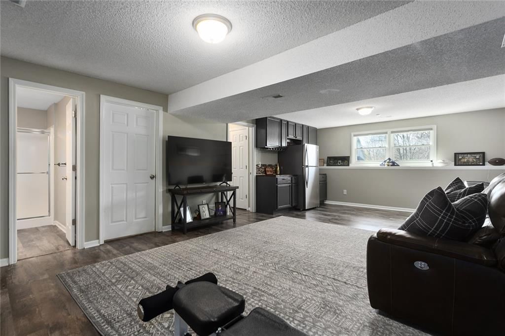 10909 N Hunter Avenue — photo 30