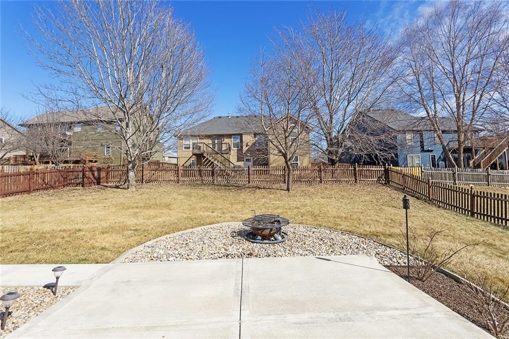 10909 N Hunter Avenue — photo 33