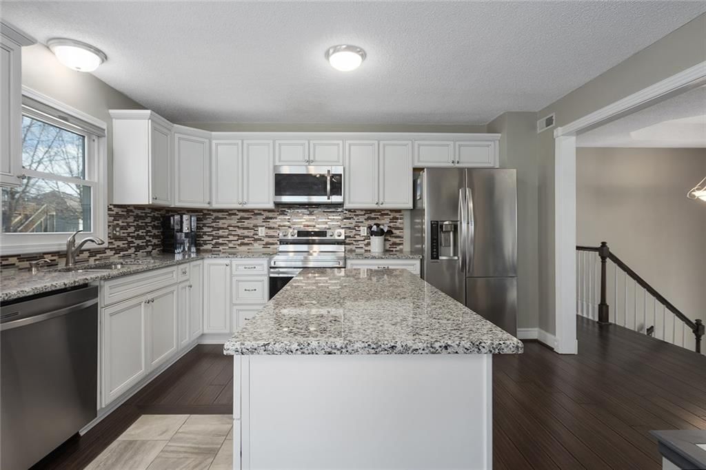 10909 N Hunter Avenue — photo 9