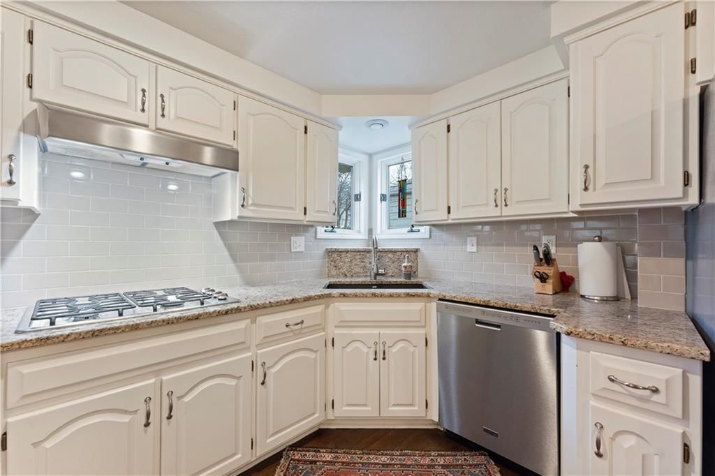 4208 W 74th Terrace — photo 13