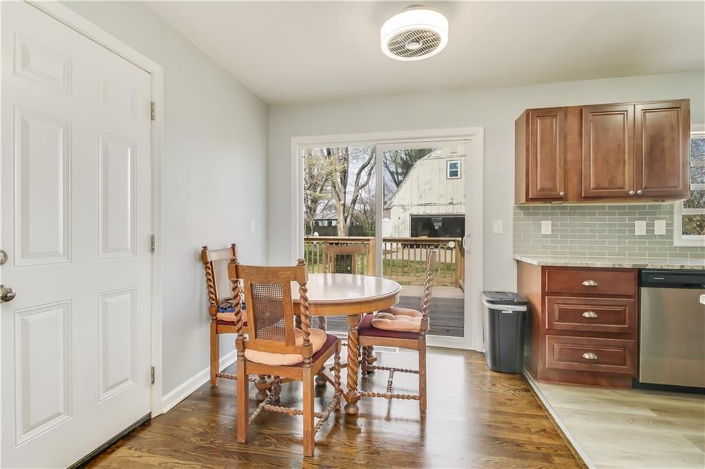 1017 N Farview Drive — photo 6