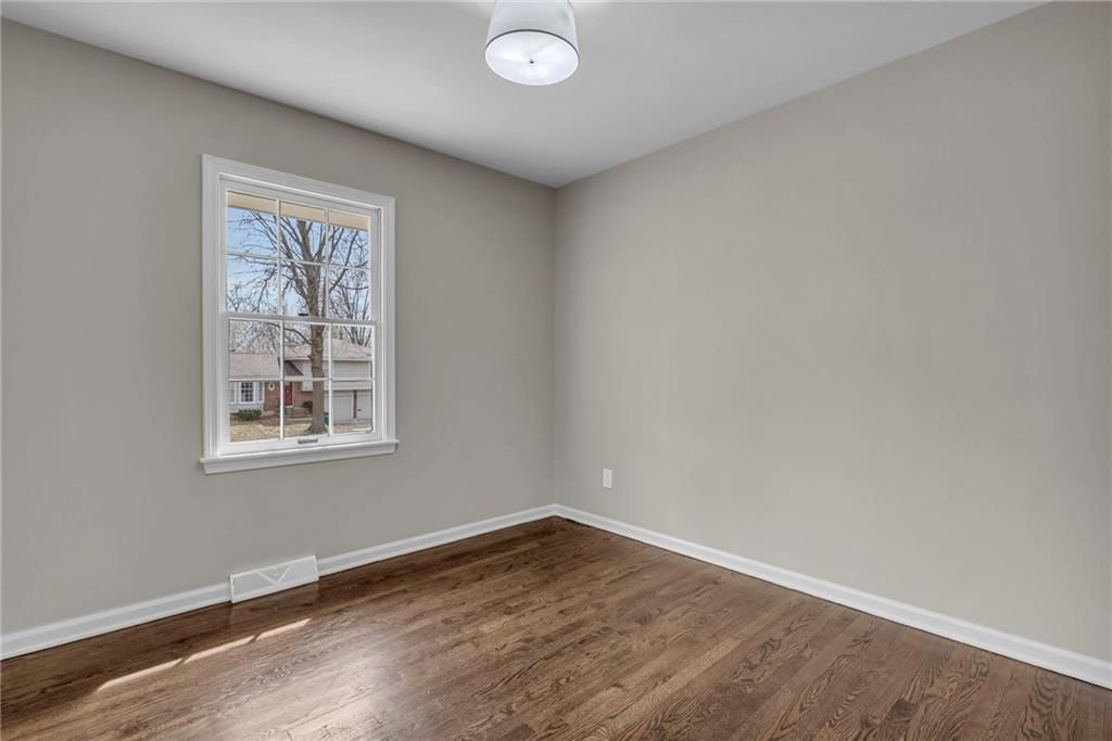 9314 Lowell Avenue — photo 24