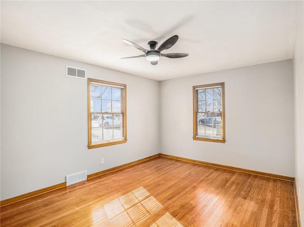 4644 N Kansas Avenue — photo 19