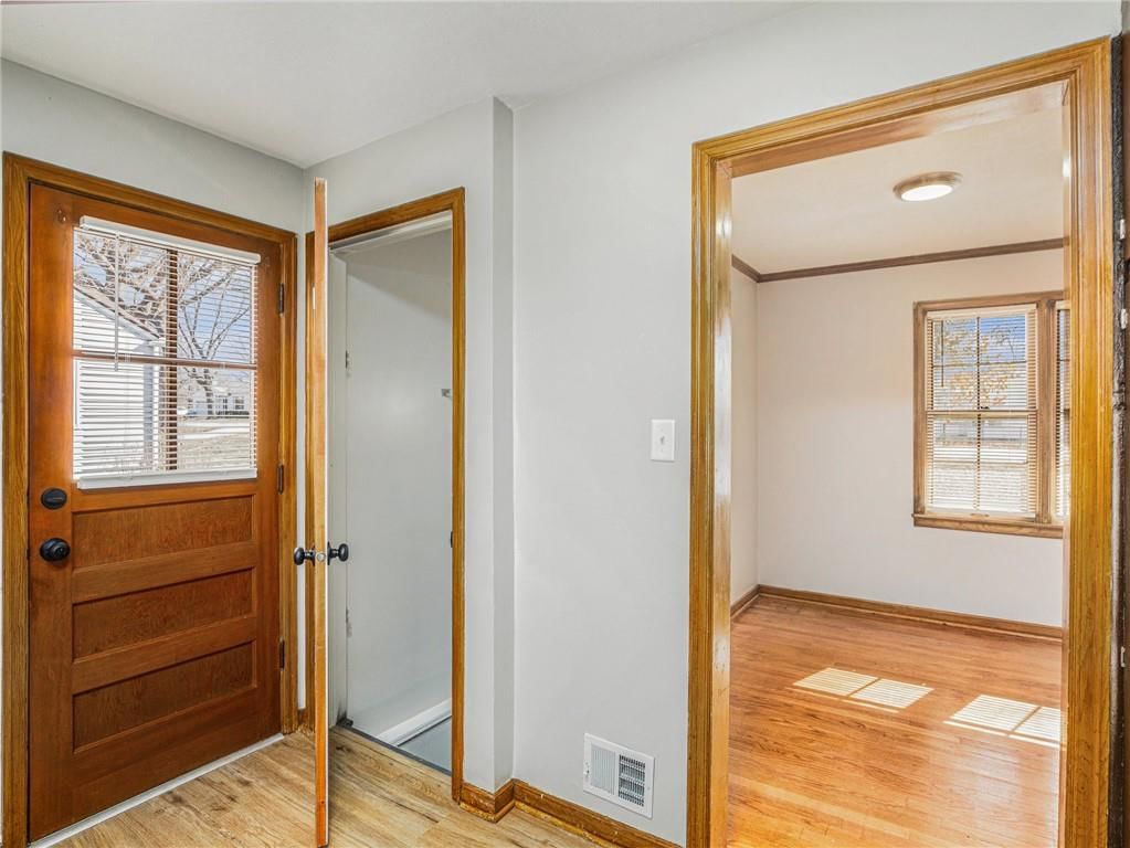 4644 N Kansas Avenue — photo 5