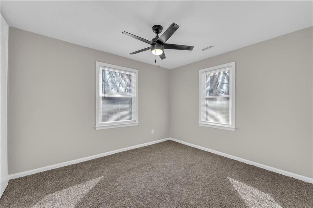 211 W North Avenue — photo 16