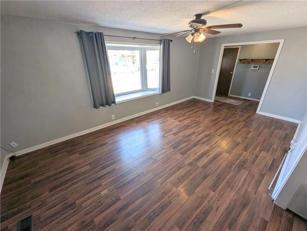 736 S Wilson Street — photo 13