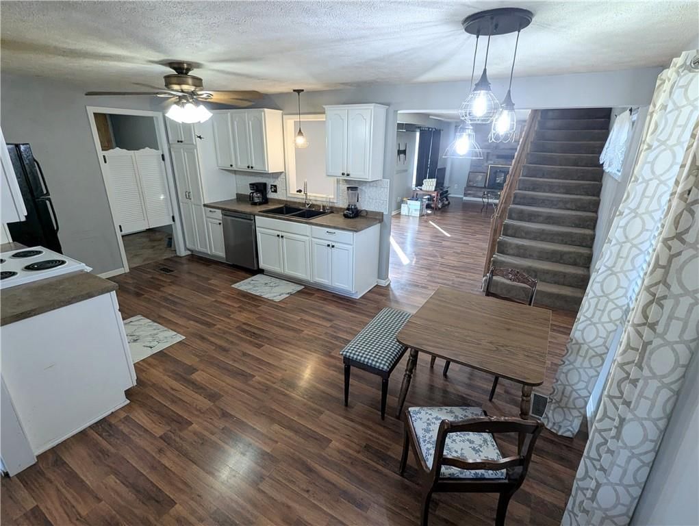736 S Wilson Street — photo 15