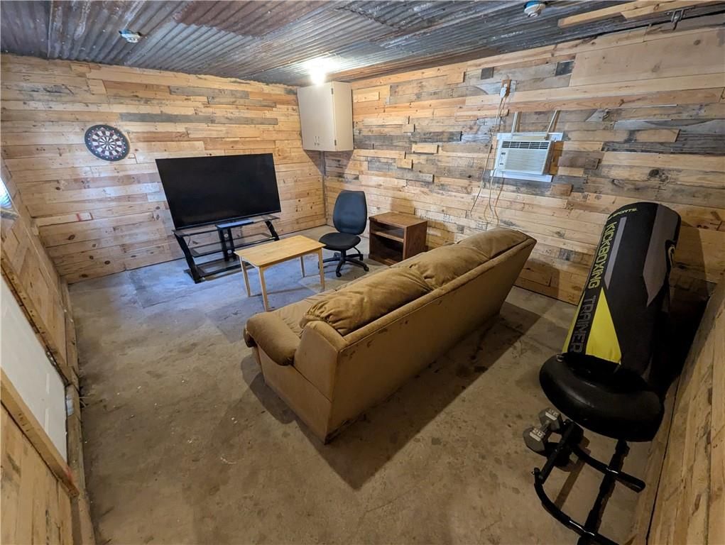 736 S Wilson Street — photo 44