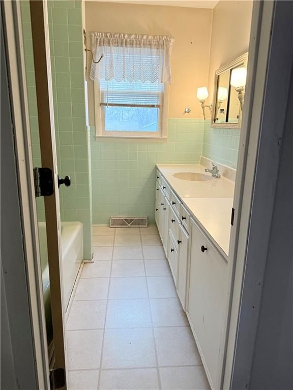 10 W Vine Street — photo 16