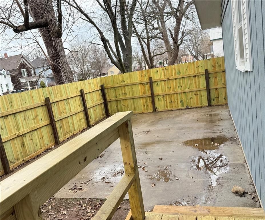10 W Vine Street — photo 22