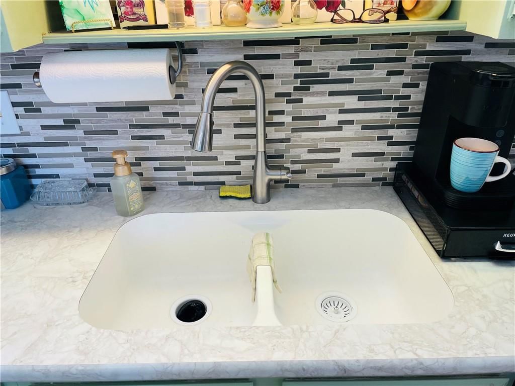 108 E Lois Street — photo 11